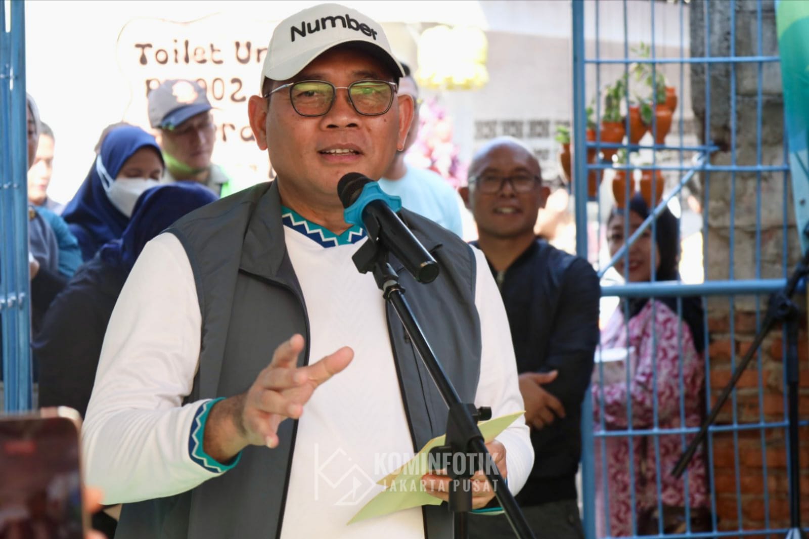 Wali Kota Jakpus Resmikan 100 Toilet dan Tangki Septik Serentak di 37 Kelurahan