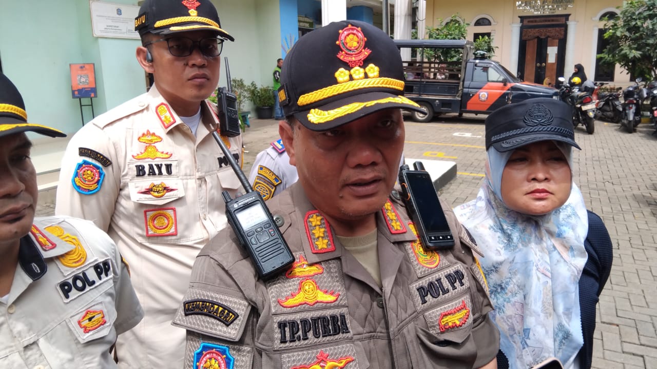 Satpol PP Jakarta Pusat Gelar “Rabu Tertib” di Menteng: Tertibkan PKL dan Parkir Liar di Kawasan Cikini Raya